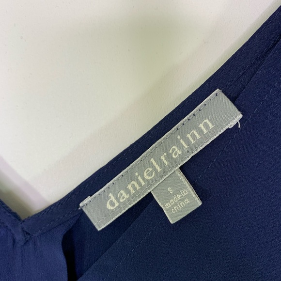 Stitch Fix l Daniel Rainn Silk Blouse - Picture 2 of 4